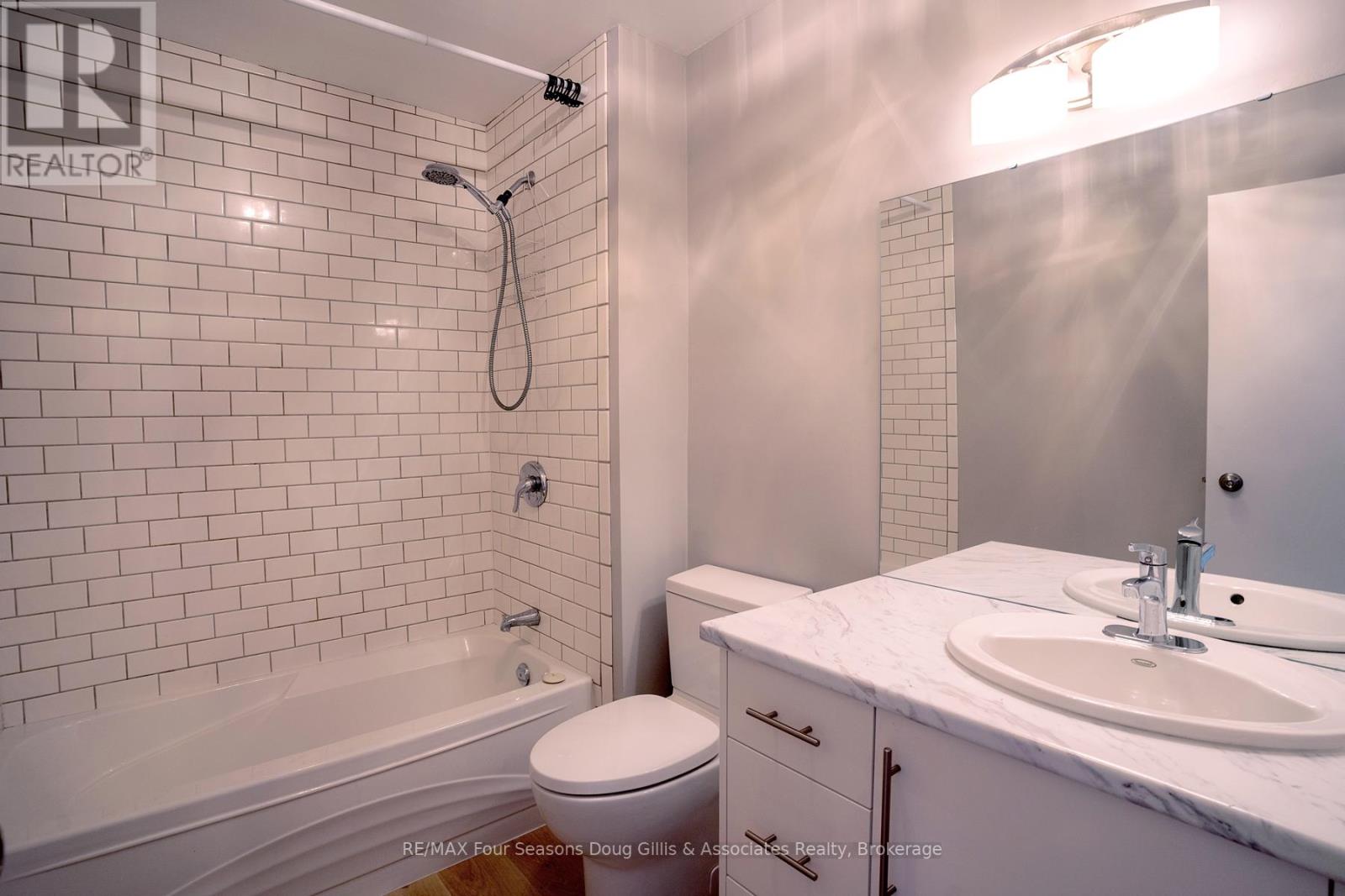 601 Tenth Street, Collingwood, Ontario  L9Y 4K6 - Photo 11 - S12381759