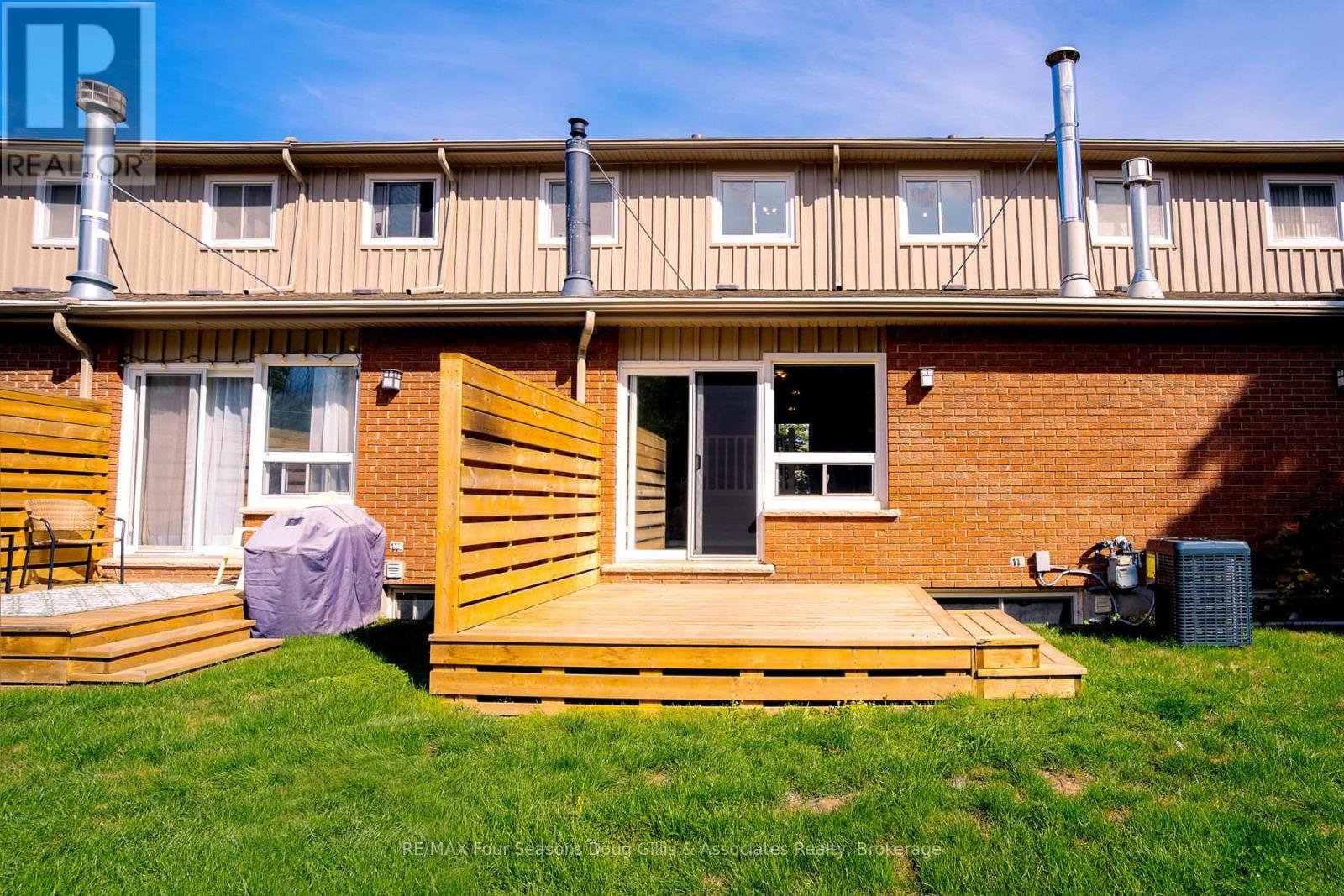 601 Tenth Street, Collingwood, Ontario  L9Y 4K6 - Photo 29 - S12381759