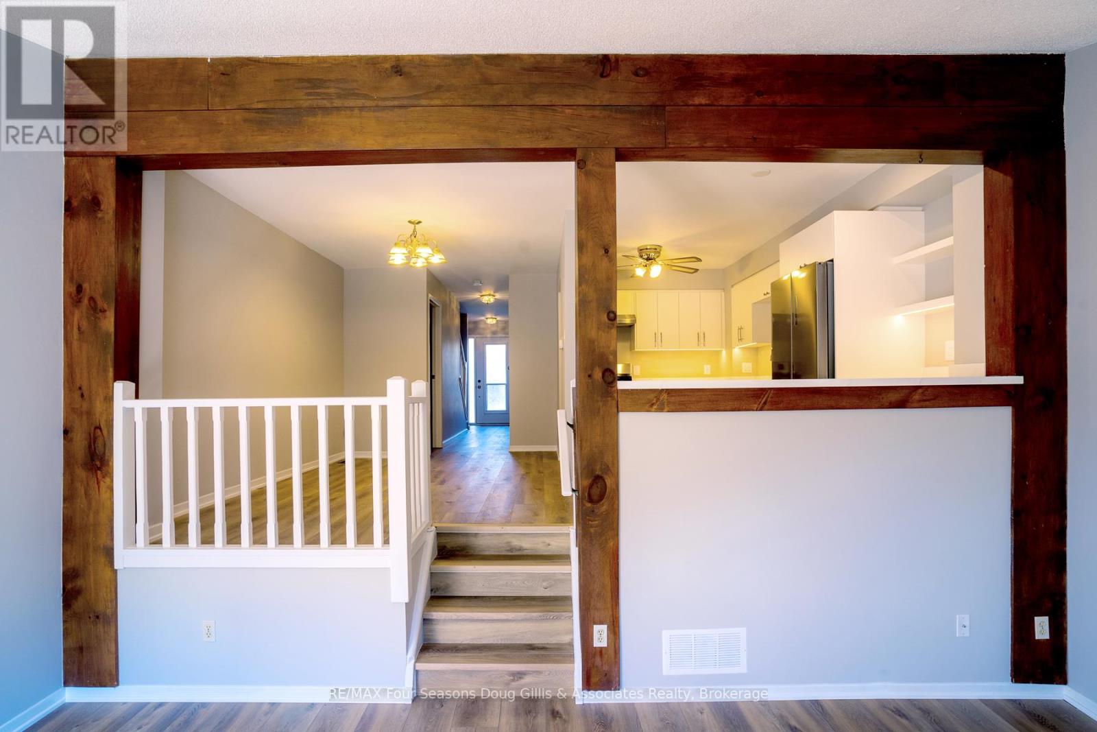 601 Tenth Street, Collingwood, Ontario  L9Y 4K6 - Photo 35 - S12381759