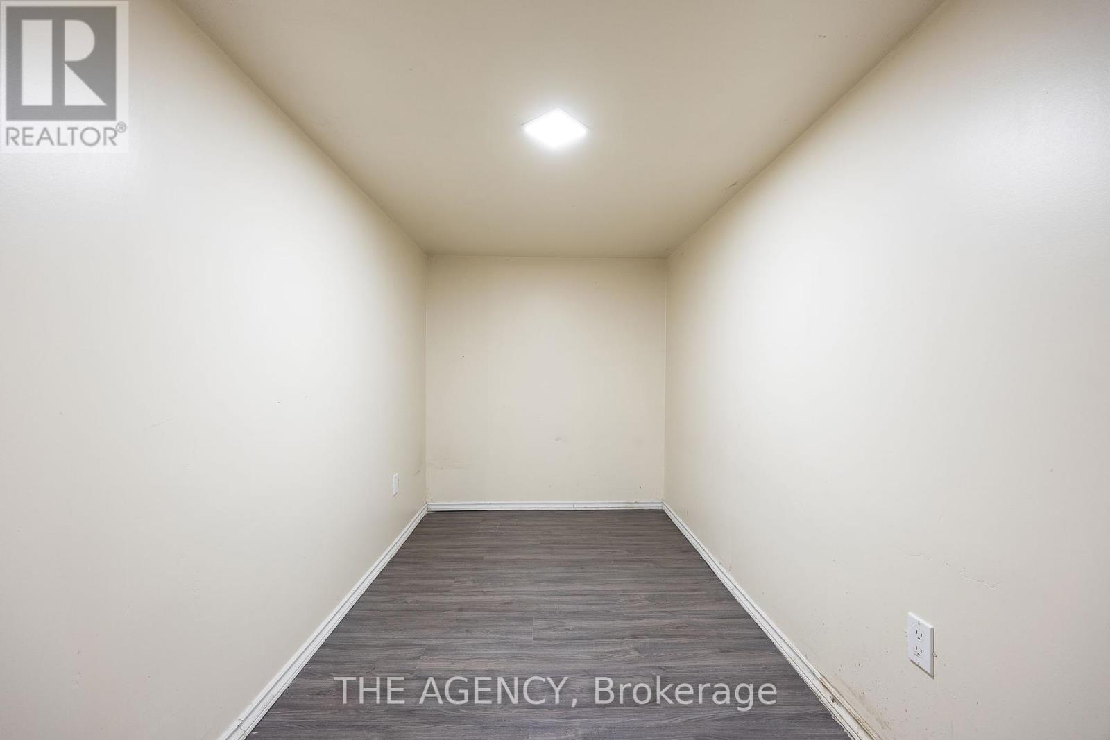 7173 Village Walk, Mississauga (Meadowvale Village), Ontario  L5W 1X2 - Photo 30 - W12381511