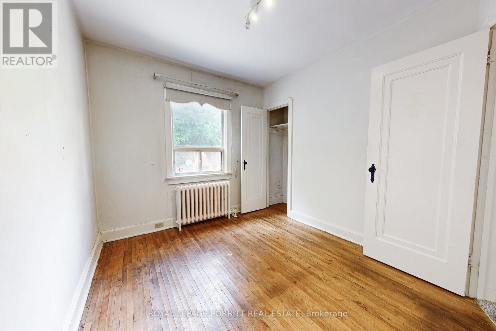 18 Stephen Drive, Toronto, Ontario  M8Y 3M6 - Photo 23 - W12381524