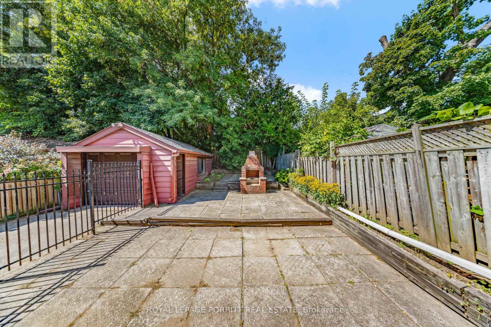 18 Stephen Drive, Toronto, Ontario  M8Y 3M6 - Photo 42 - W12381524