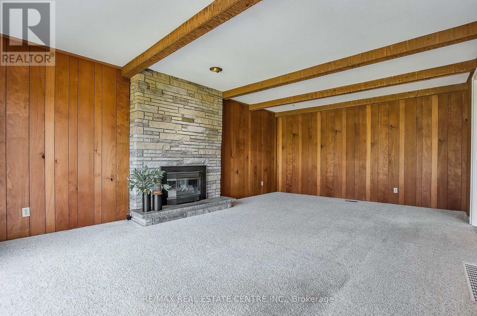 2151 No 1 Side Road, Burlington, Ontario  L7P 0S3 - Photo 20 - W12381530