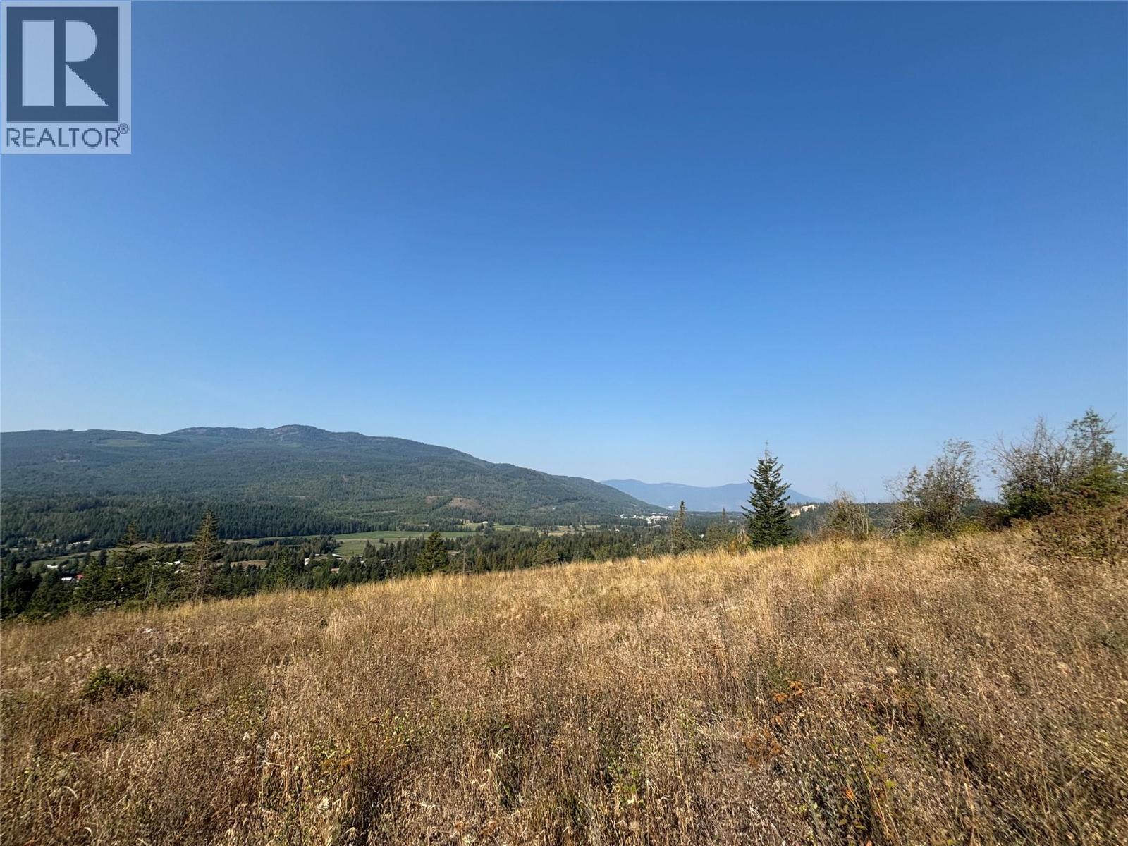 Lot 3 Tatlow Road SE, salmon arm, British Columbia