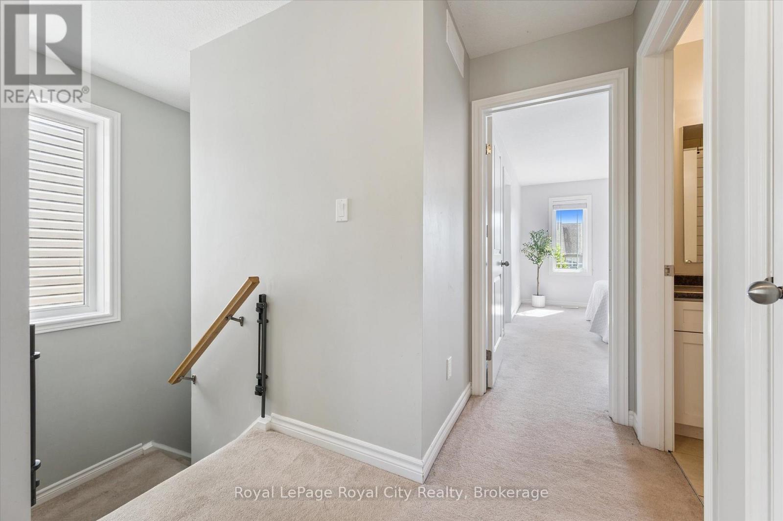 158 Kemp Crescent, Guelph, Ontario  N1E 0K1 - Photo 26 - X12381711