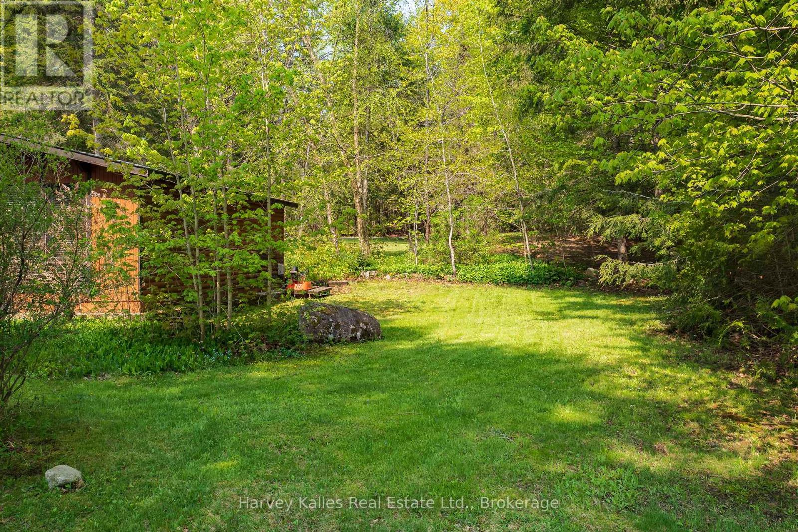1033 Scott Lane, Lake Of Bays, Ontario  P1H 2J6 - Photo 26 - X12381717