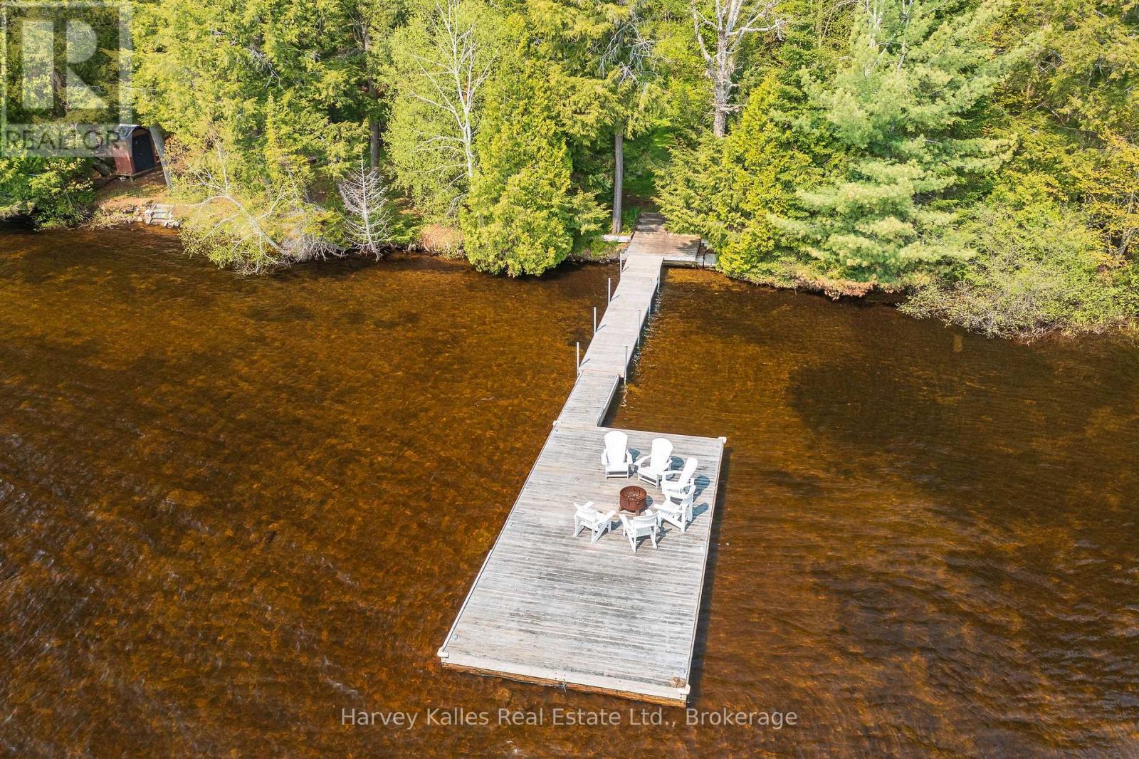 1033 Scott Lane, Lake Of Bays, Ontario  P1H 2J6 - Photo 30 - X12381717