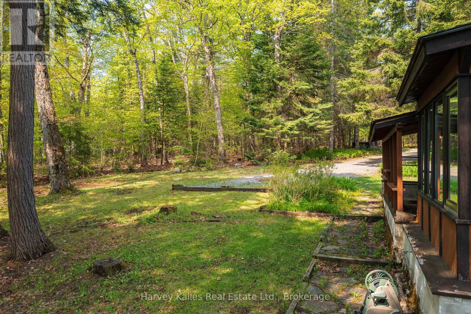 1033 Scott Lane, Lake Of Bays, Ontario  P1H 2J6 - Photo 34 - X12381717