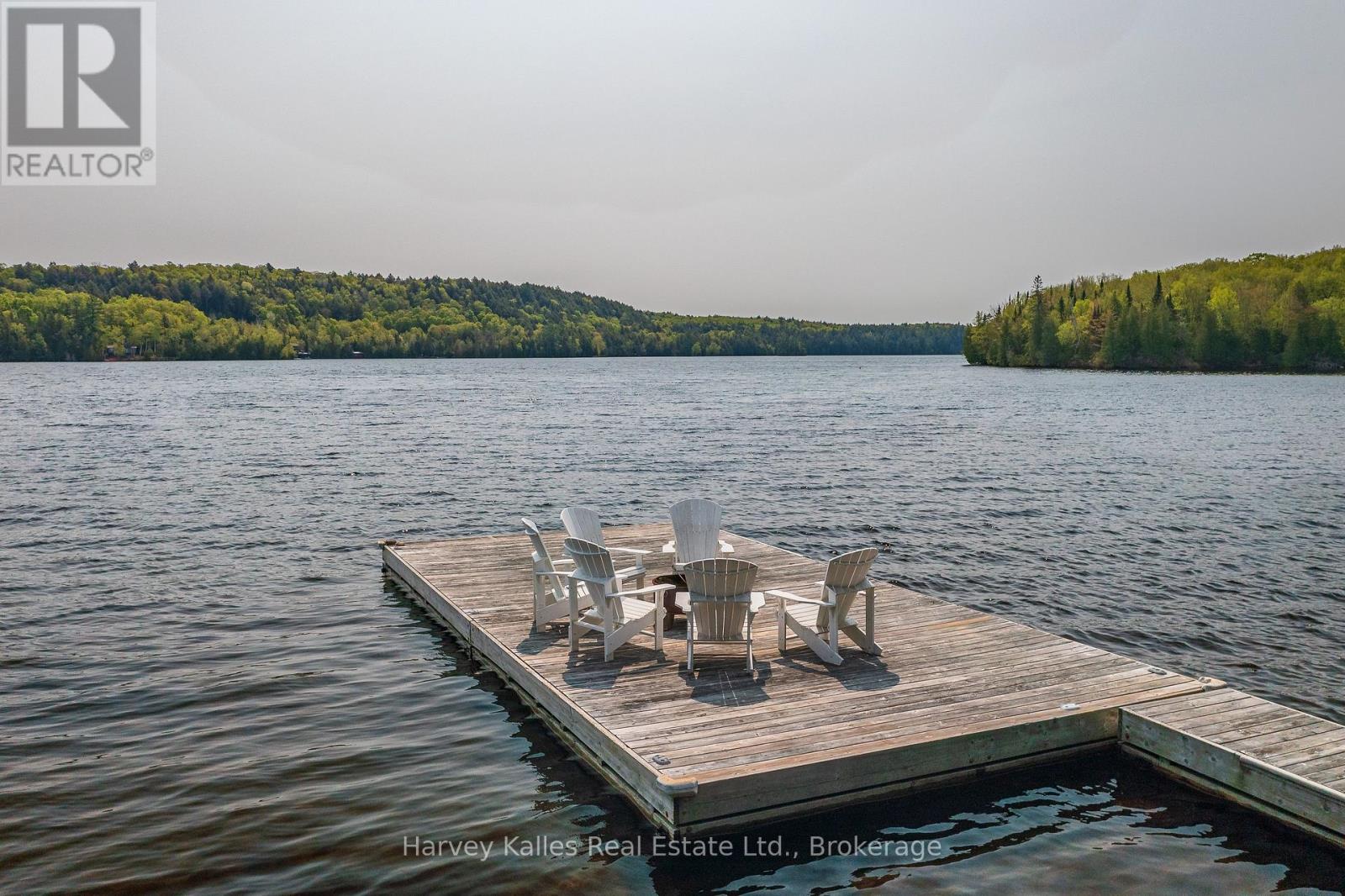 1033 Scott Lane, Lake Of Bays, Ontario  P1H 2J6 - Photo 8 - X12381717