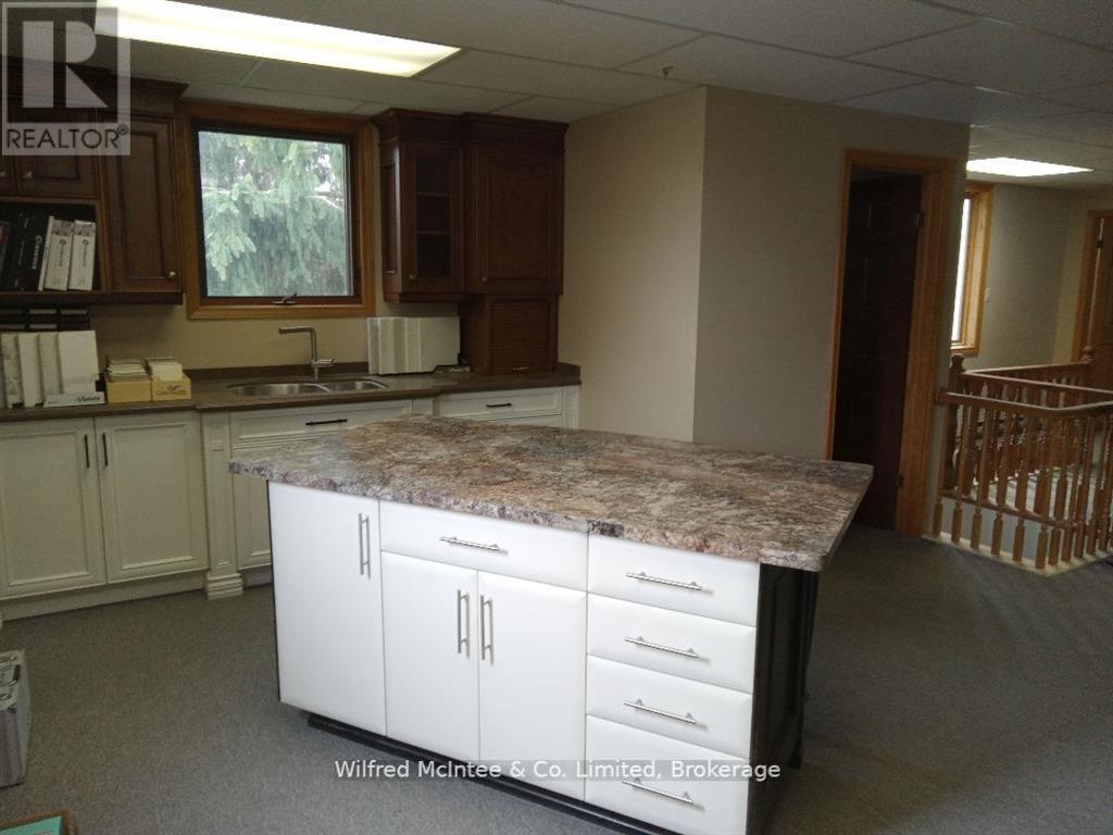 35 Joseph Street, Ashfield-Colborne-Wawanosh, Ontario  N0M 1R0 - Photo 15 - X12381732