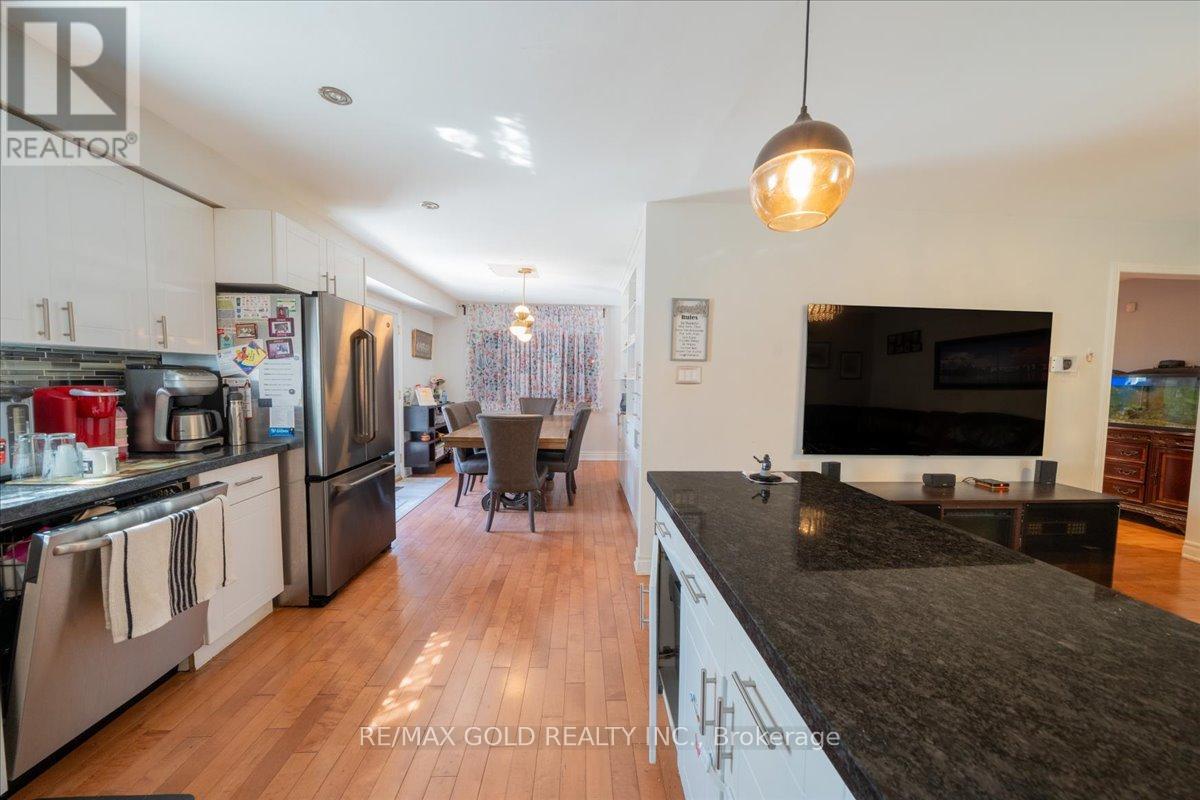 113 Rollo Drive N, Ajax, Ontario  L1S 7C1 - Photo 12 - E12381600