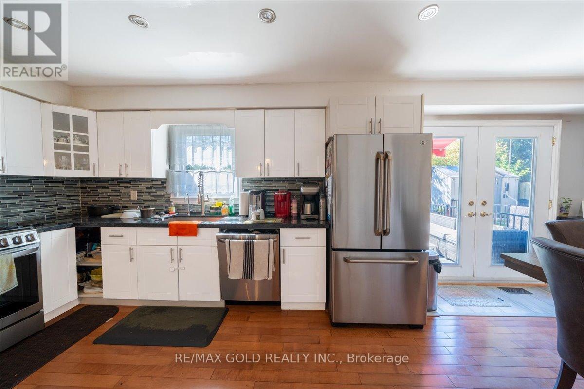 113 Rollo Drive N, Ajax, Ontario  L1S 7C1 - Photo 13 - E12381600