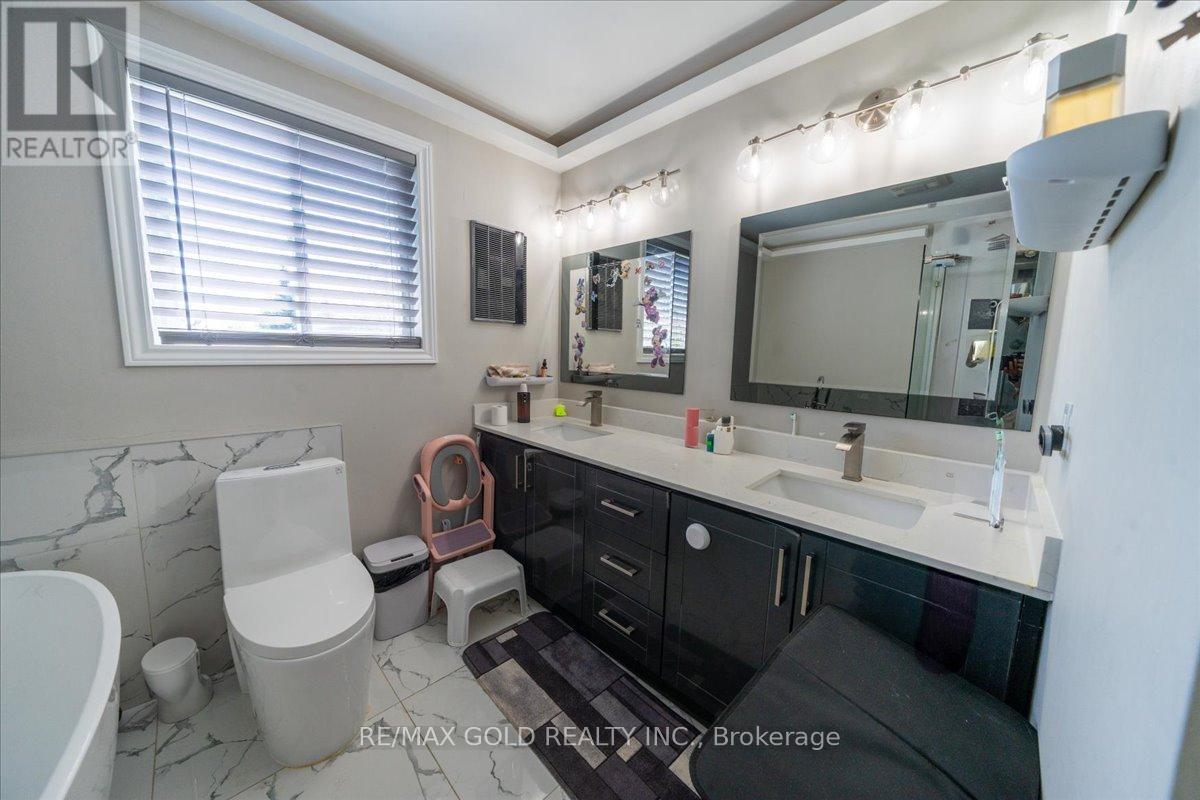 113 Rollo Drive N, Ajax, Ontario  L1S 7C1 - Photo 31 - E12381600