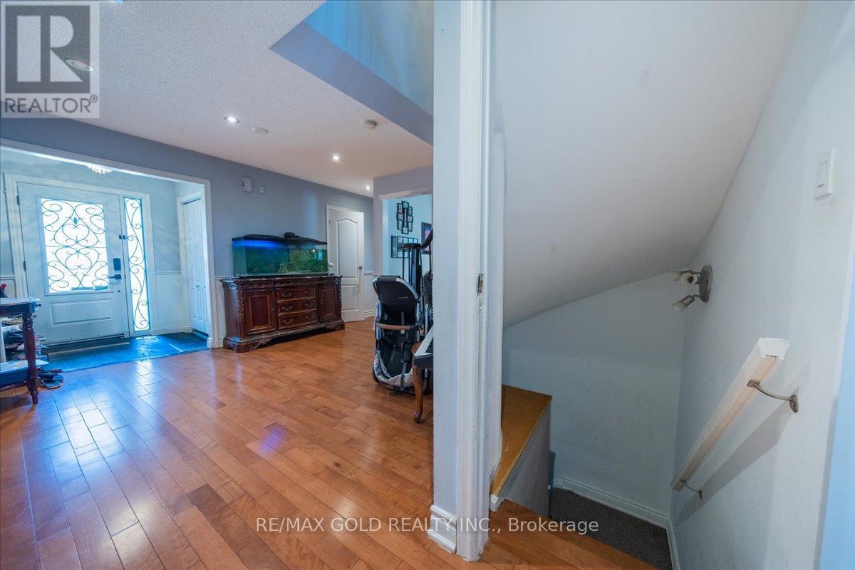 113 Rollo Drive N, Ajax, Ontario  L1S 7C1 - Photo 34 - E12381600