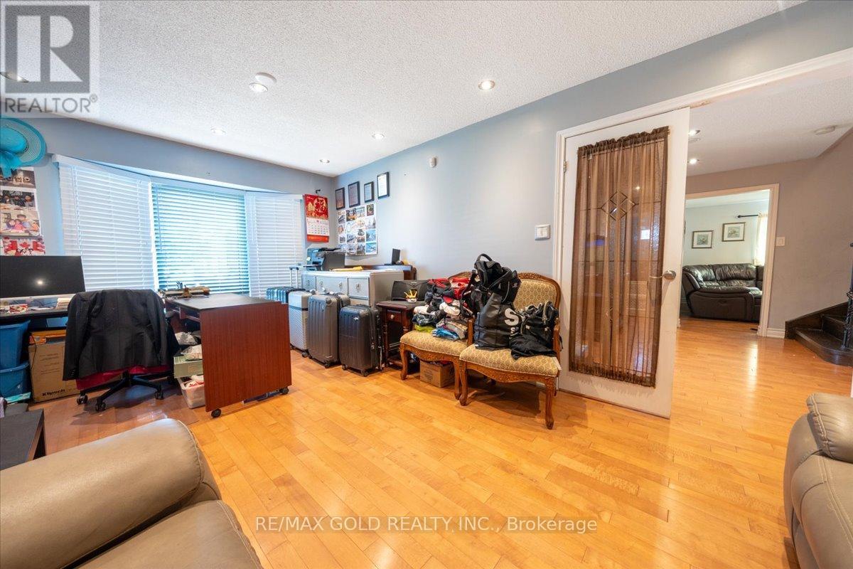 113 Rollo Drive N, Ajax, Ontario  L1S 7C1 - Photo 7 - E12381600