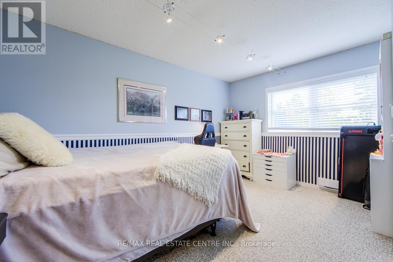 9438 Wellington Rd 42 Road, Erin, Ontario  N0B 1H0 - Photo 35 - X12381454