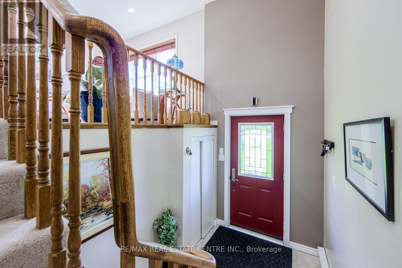 9438 Wellington Rd 42 Road, Erin, Ontario  N0B 1H0 - Photo 8 - X12381454