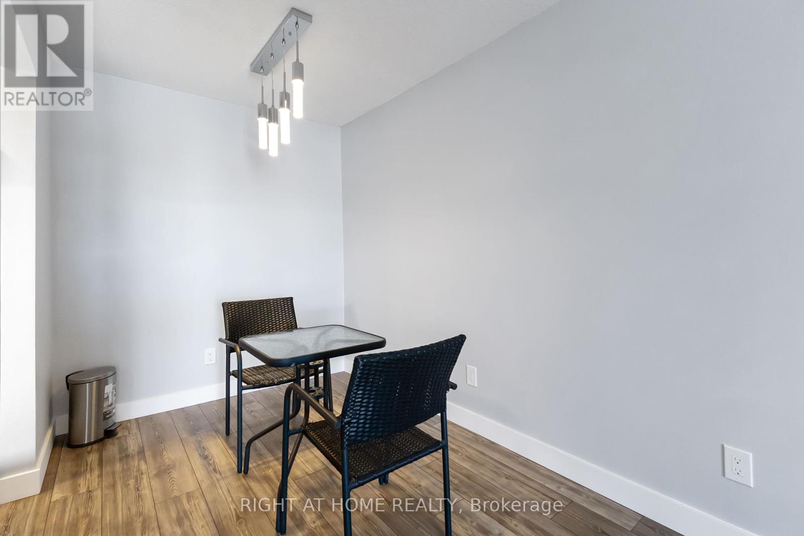80 - 136 Conway Drive, London South, Ontario  N6E 3N1 - Photo 11 - X12381496