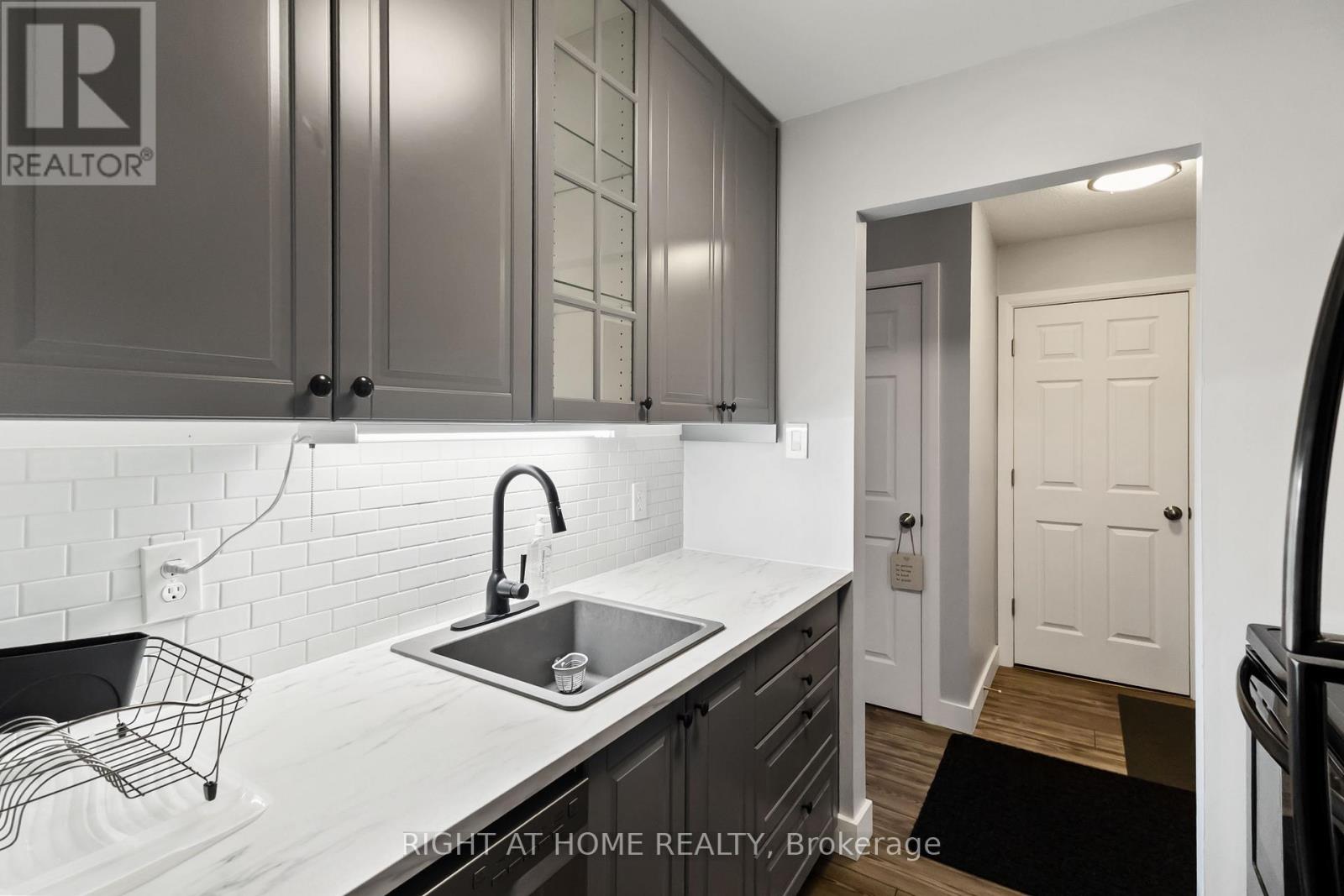 80 - 136 Conway Drive, London South, Ontario  N6E 3N1 - Photo 16 - X12381496