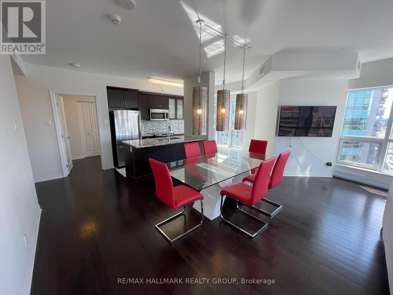 2201 - 242 Rideau Street, Ottawa, Ontario  K1N 0B7 - Photo 10 - X12381831