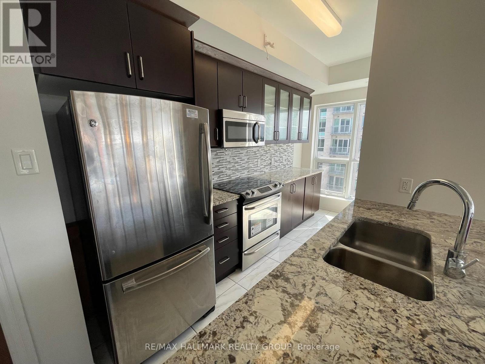 2201 - 242 Rideau Street, Ottawa, Ontario  K1N 0B7 - Photo 5 - X12381831