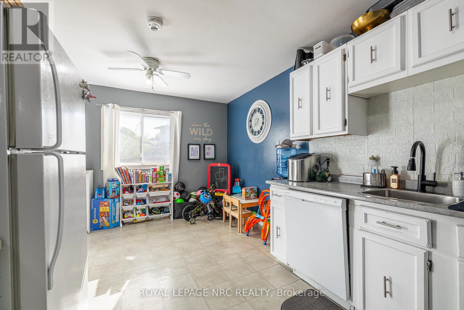 39 - 4215 Meadowvale Drive, Niagara Falls, Ontario  L2E 5W8 - Photo 11 - X12381677