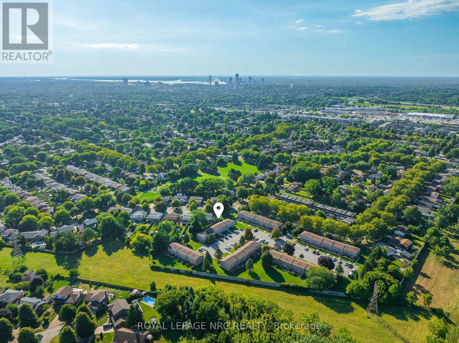 39 - 4215 Meadowvale Drive, Niagara Falls, Ontario  L2E 5W8 - Photo 29 - X12381677