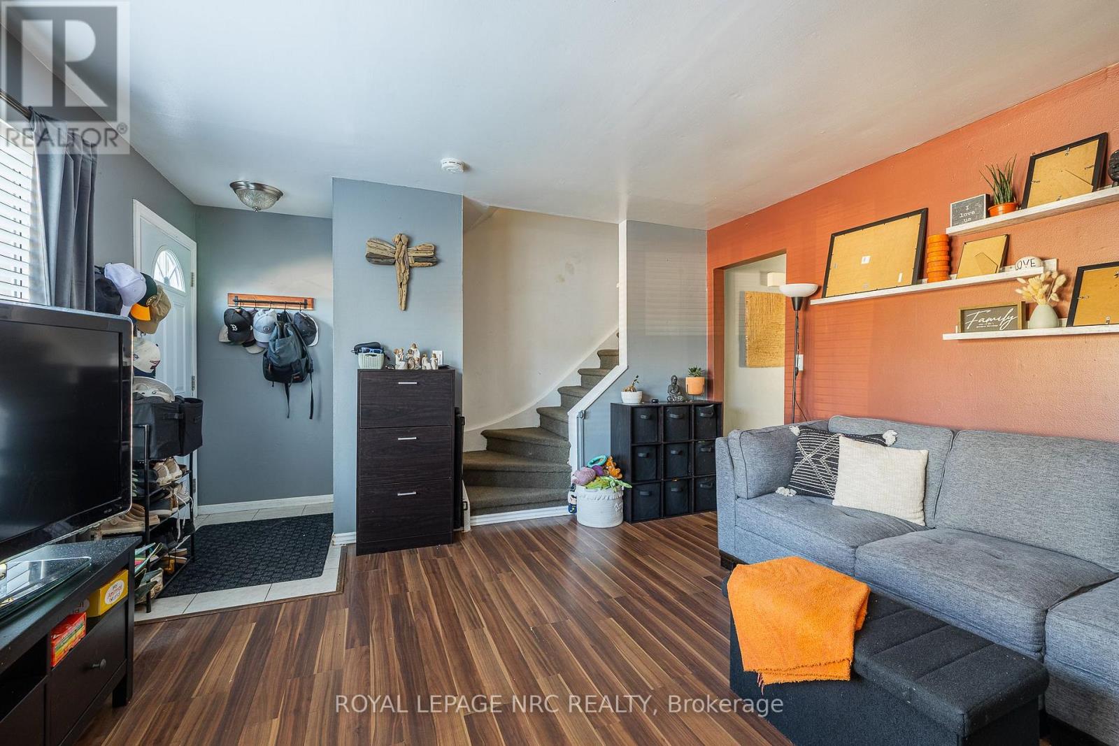 39 - 4215 Meadowvale Drive, Niagara Falls, Ontario  L2E 5W8 - Photo 7 - X12381677
