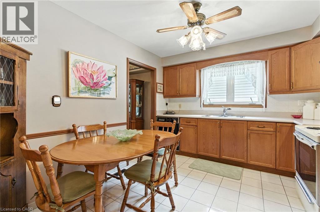 39 Megna Court, Hamilton, Ontario  L9C 6Y6 - Photo 8 - 40763918