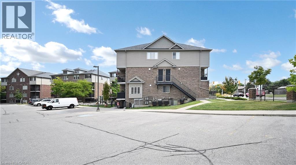 950 Highland Road W Unit# 6, Kitchener, Ontario  N2N 0A5 - Photo 2 - 40766318