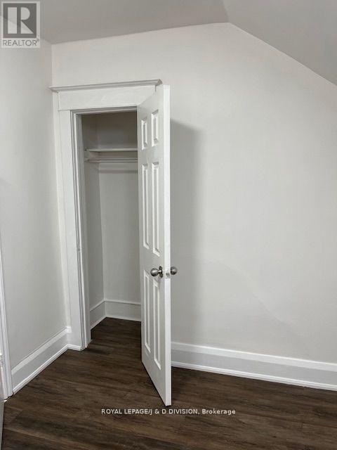 Upper - 169 Chambers Avenue, Toronto, Ontario  M6N 3M5 - Photo 15 - W12270605