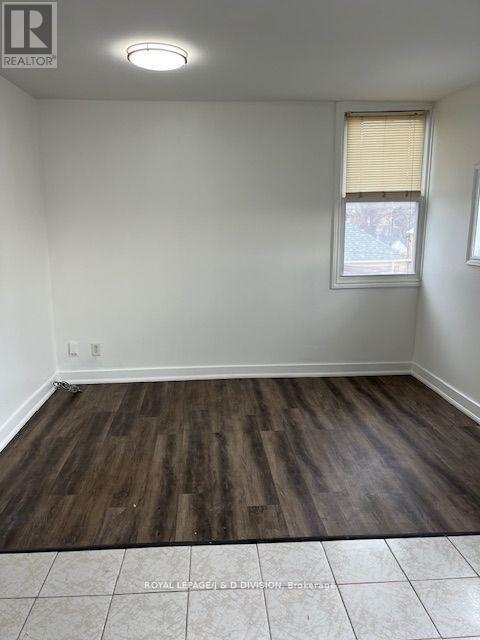 Upper - 169 Chambers Avenue, Toronto, Ontario  M6N 3M5 - Photo 9 - W12270605