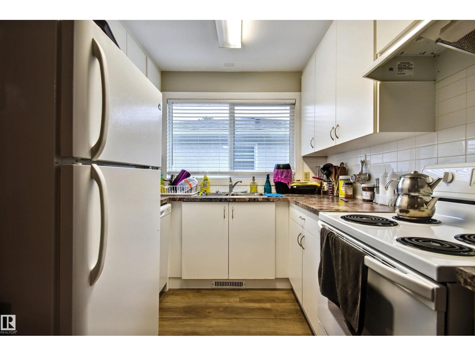 13008-13010 102 St Nw, Edmonton, Alberta  T6H 4B2 - Photo 7 - E4456092