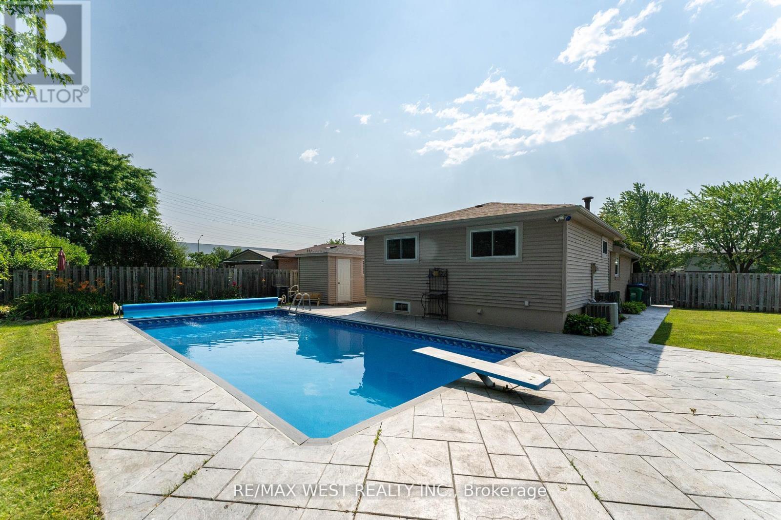 44 Fidelia Crescent, Brampton, Ontario  L6T 3P8 - Photo 35 - W12381569