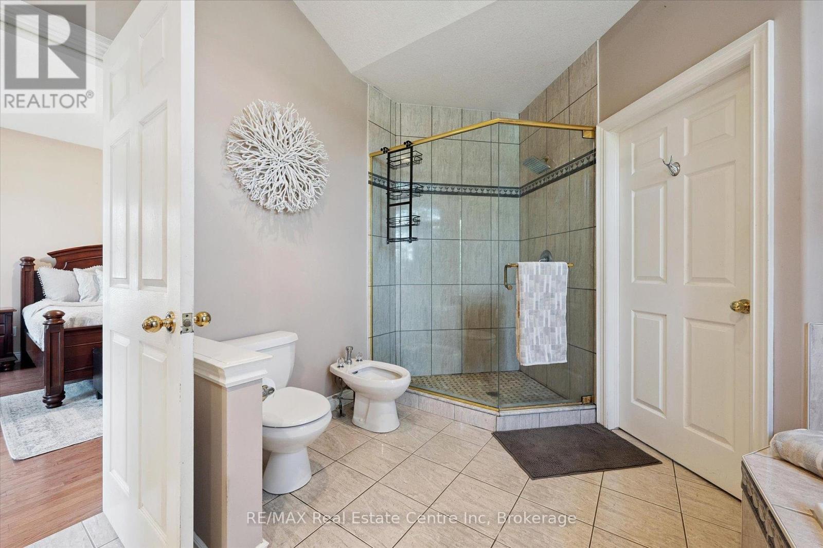 5946 Wellington Rd 86 Road, Woolwich, Ontario  N0B 2V0 - Photo 18 - X12381765