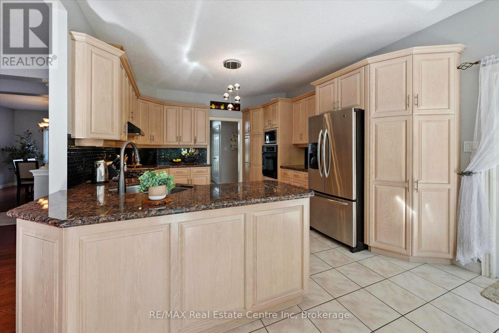5946 Wellington Rd 86 Road, Woolwich, Ontario  N0B 2V0 - Photo 9 - X12381765