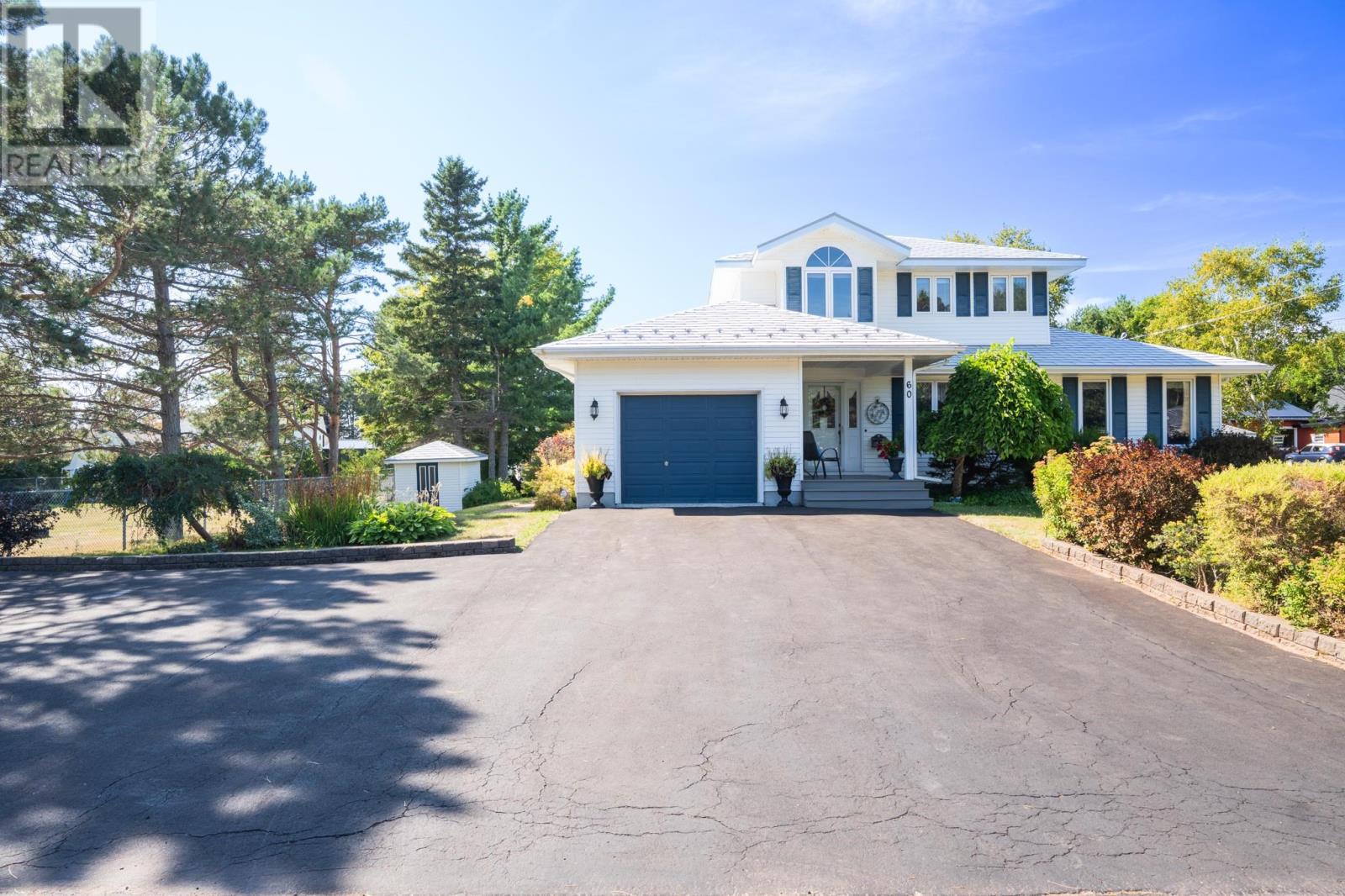 60 Crescent Drive, Summerside, Prince Edward Island  C1N 4C1 - Photo 2 - 202522418