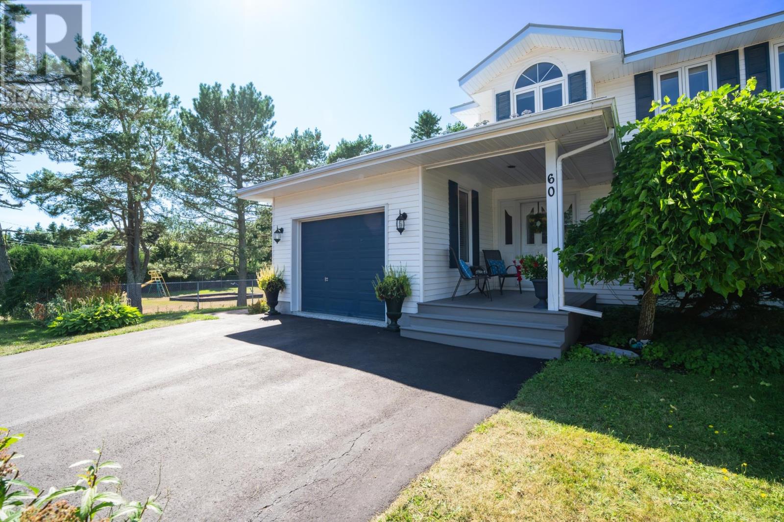 60 Crescent Drive, Summerside, Prince Edward Island  C1N 4C1 - Photo 3 - 202522418