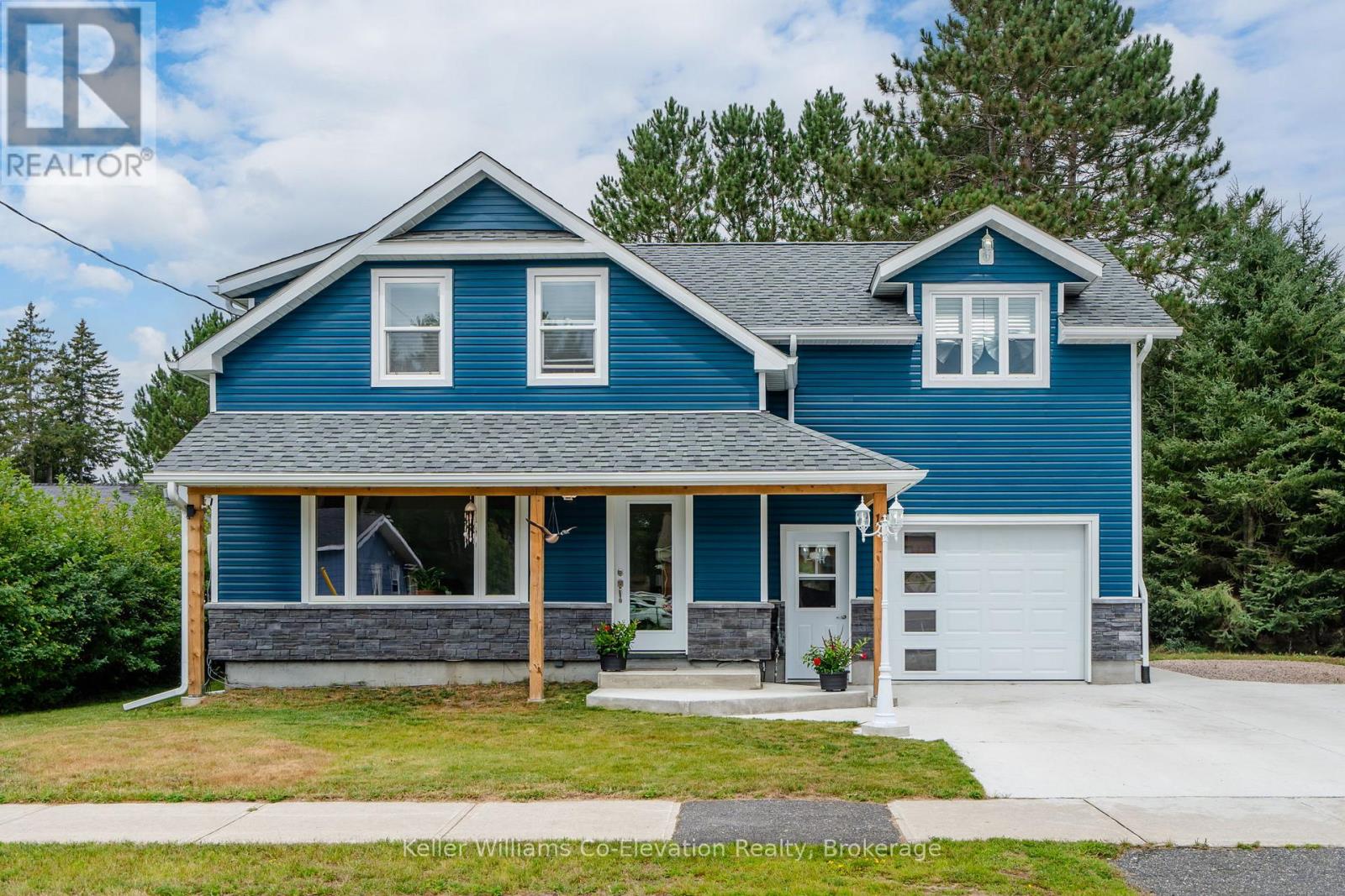 13 TORONTO AVENUE, south river, Ontario