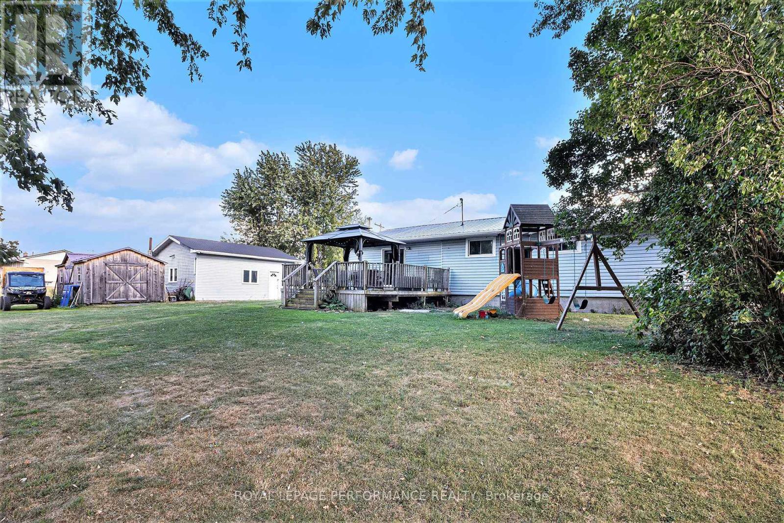 16099 Northfield Road, South Stormont, Ontario  K0C 1R0 - Photo 31 - X12381820