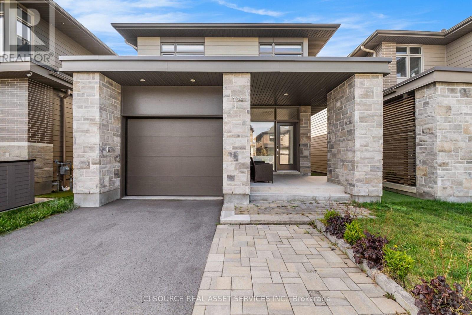 334 LYSANDER PLACE, Ottawa, Ontario
