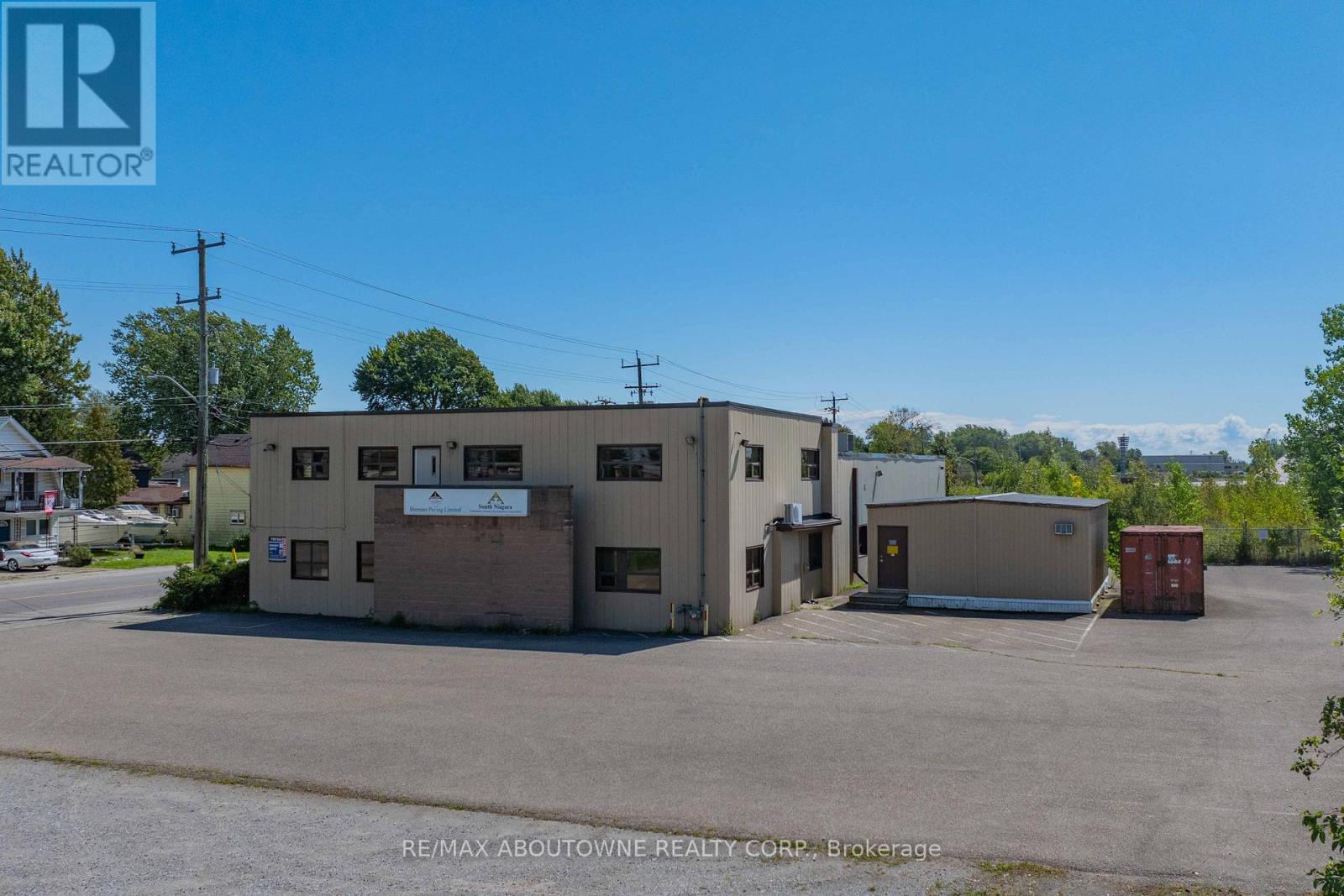 198 Welland Street, Port Colborne (East Village), Ontario  L3K 5V8 - Photo 3 - X12381653