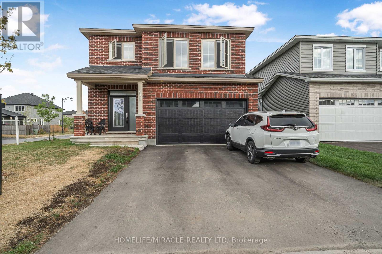 Property at 896 SENDERO WAY image 2