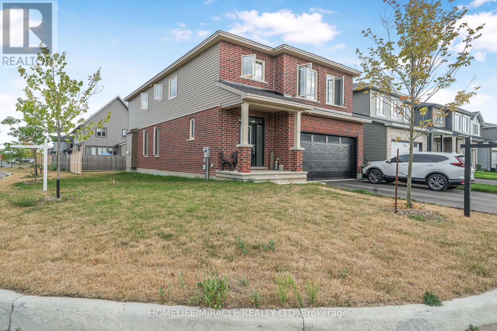 Property at 896 SENDERO WAY image 4