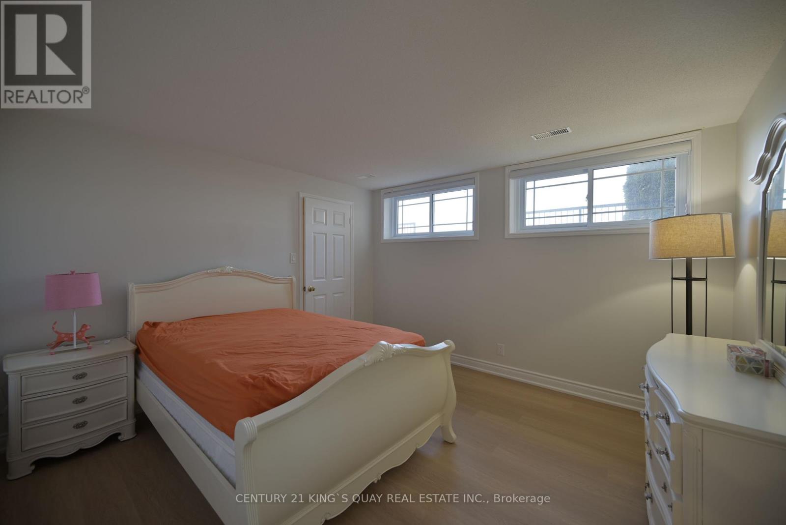 88 Bayshore Drive, Ramara, Ontario  L0K 1B0 - Photo 19 - S12377318