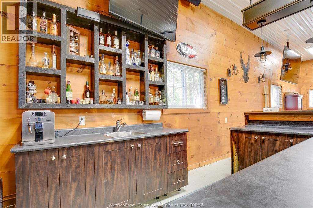6239 Holden Road, Tecumseh, Ontario  N0R 1L0 - Photo 41 - 25022421