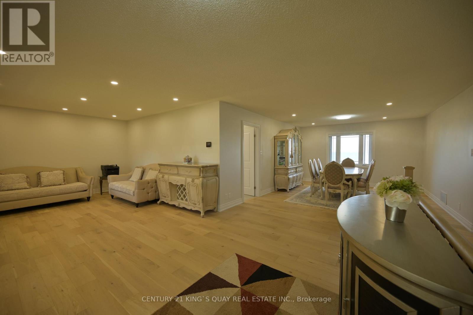 88 Bayshore Drive, Ramara, Ontario  L0K 1B0 - Photo 6 - S12377318