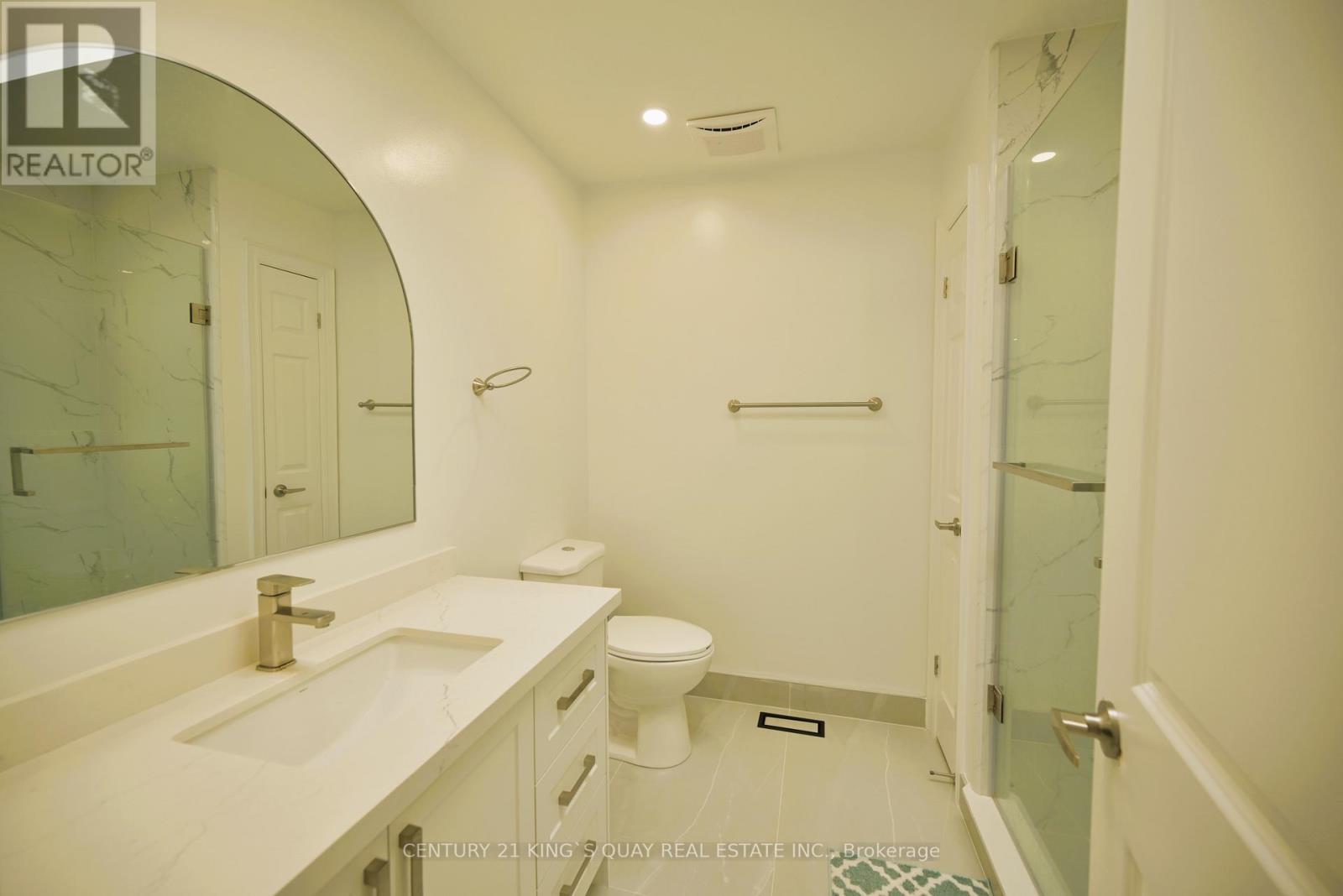88 Bayshore Drive, Ramara, Ontario  L0K 1B0 - Photo 10 - S12377318