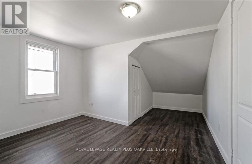 564 Lyons Lane, Oakville, Ontario  L6J 2Y1 - Photo 28 - W12370151