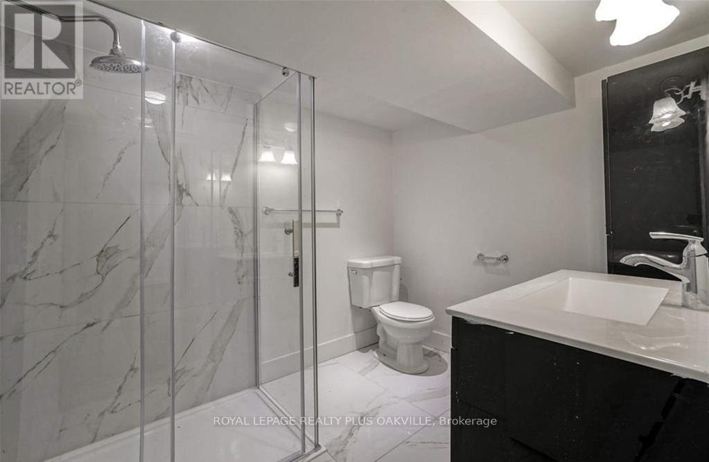 564 Lyons Lane, Oakville, Ontario  L6J 2Y1 - Photo 41 - W12370151